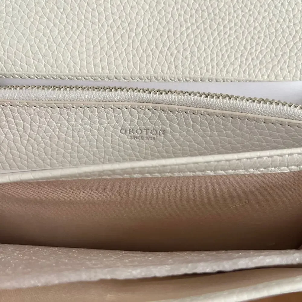 Oroton avalon clutch